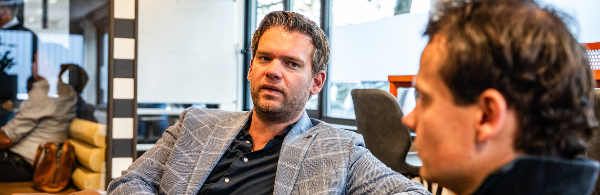 Aan tafel: Met Thijs en Yoeri - Lees verder